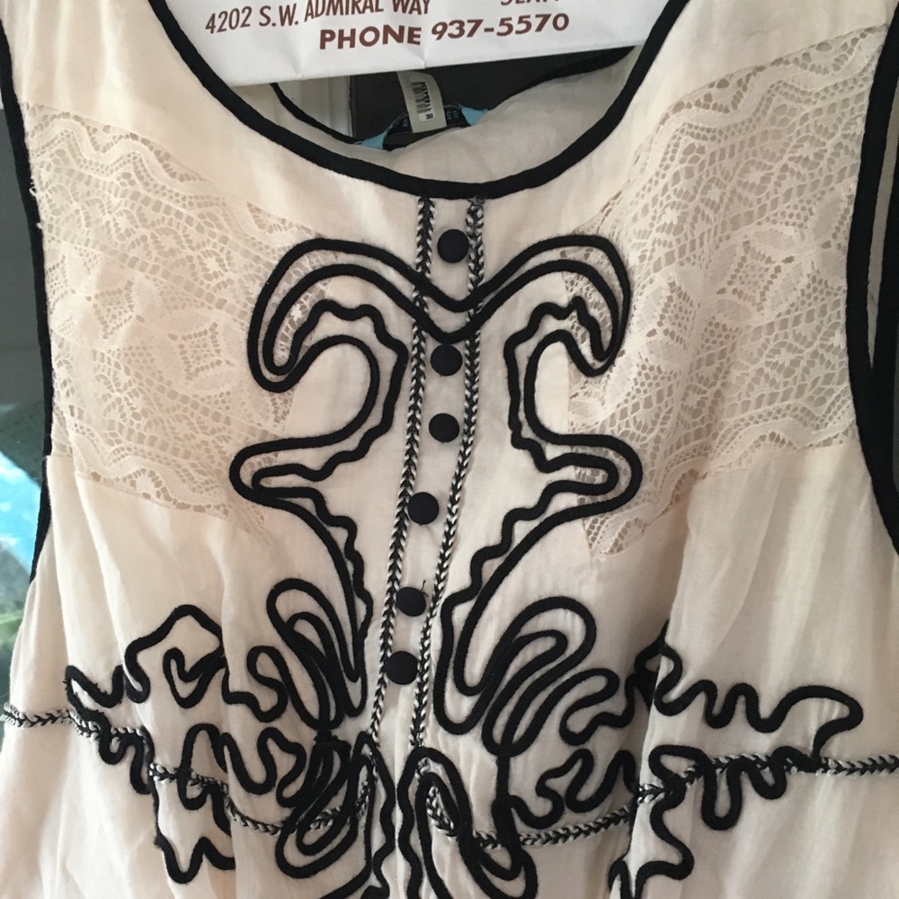Anthropologie dress - Picture 5 of 8